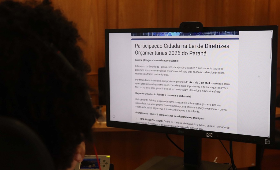 Governo abre consulta popular para definir prioridades no orçamento de 2026